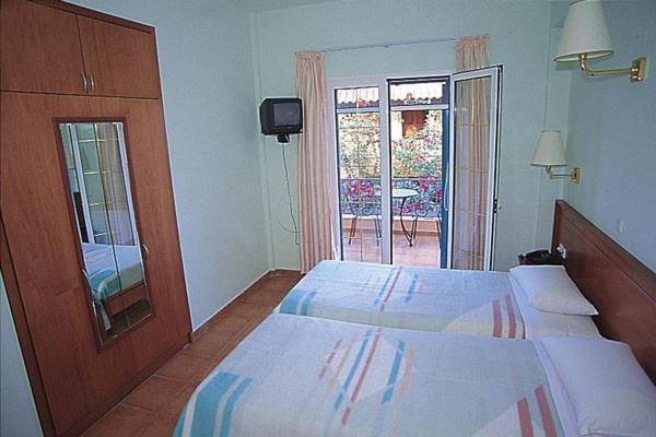 Poseidon Apartments Agios Gordios  Dış mekan fotoğraf