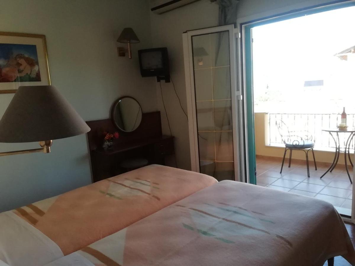 Poseidon Apartments Agios Gordios  Dış mekan fotoğraf