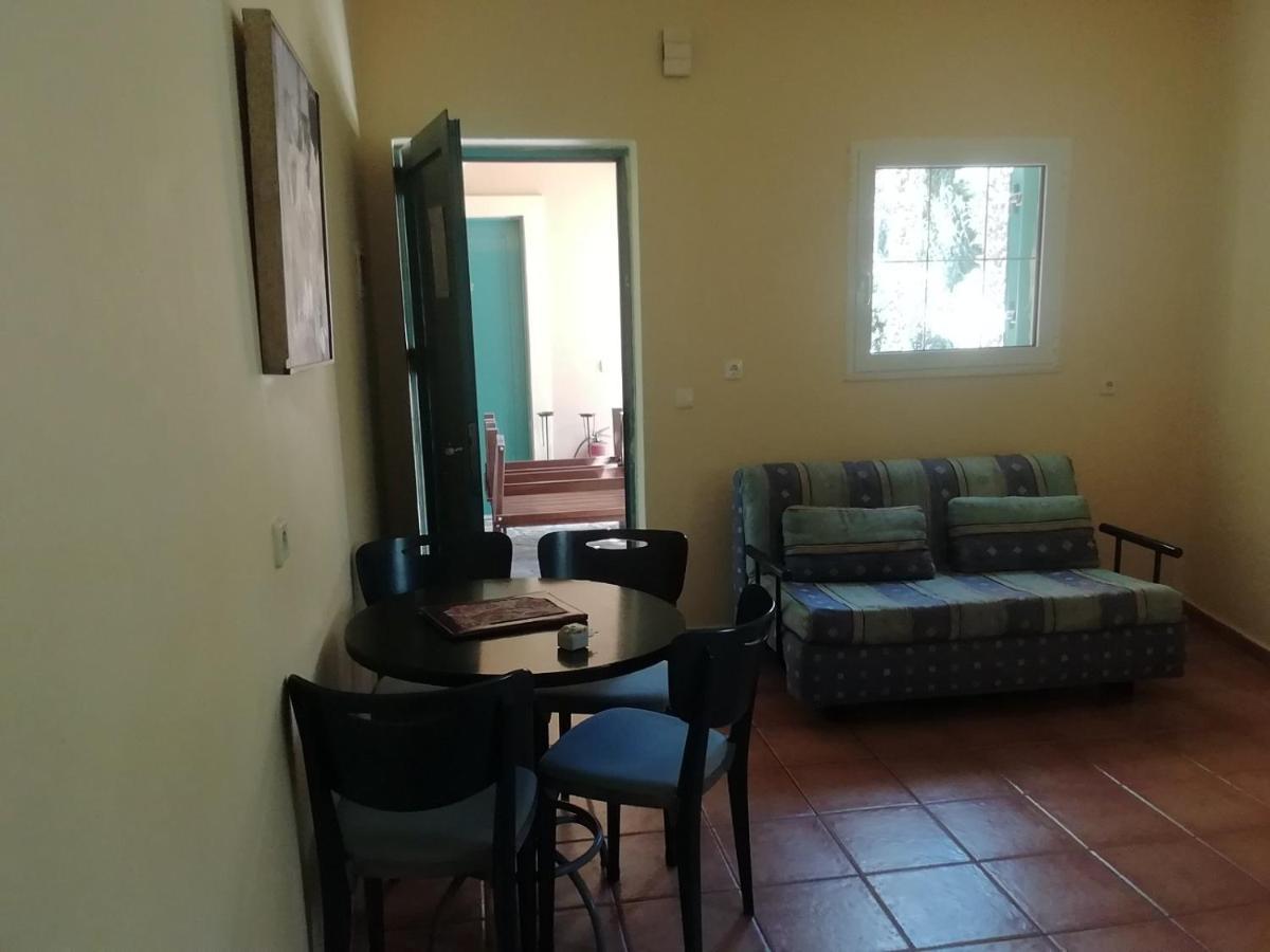 Poseidon Apartments Agios Gordios  Dış mekan fotoğraf